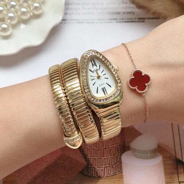 Women's Luxury Quartz Watch - Gold Stainless Steel Bracelet Wristwatch - Image 2