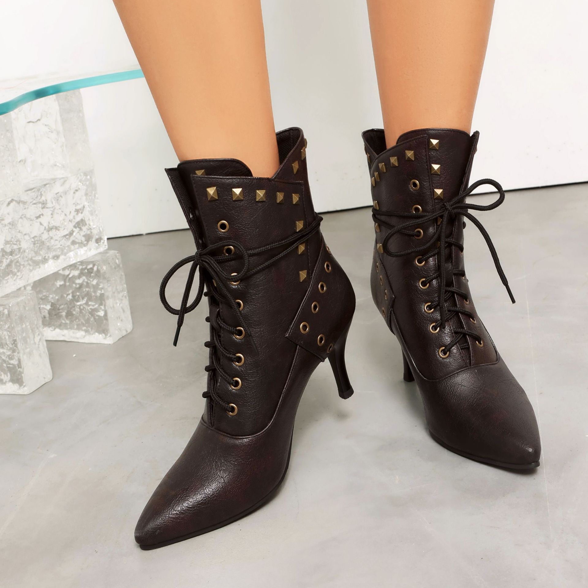 Bulk Order Autumn/Winter Large Size Low-Cut Boots Pointed Toe Studs Front Lace-Up Martin Boots for Women Made to order, ships in 7 days - Image 2