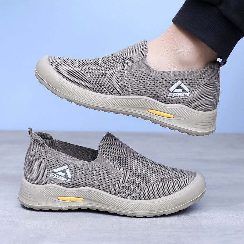 Comfortable and breathable thick soled sports shoes with soft soles for outdoor dad shoes - Image 3