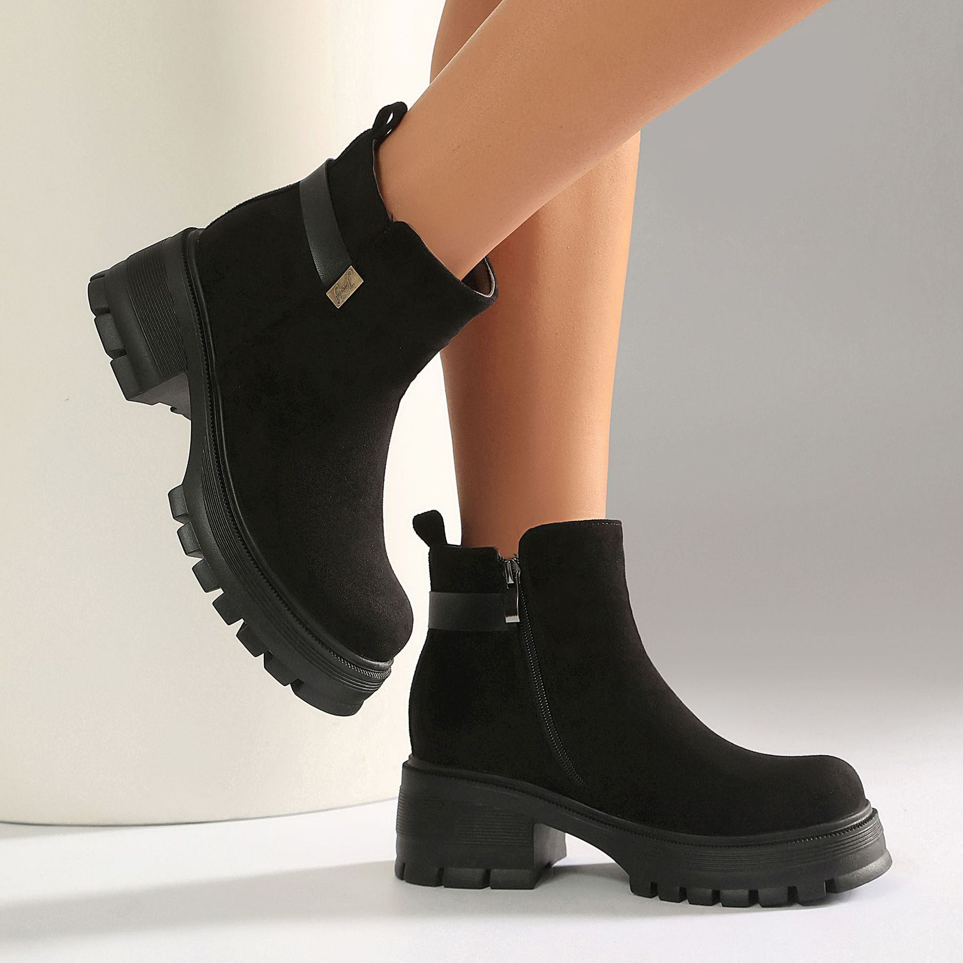 Autumn Winter High Heel Thick Sole 40-43 Large Size Side Zipper Suede Low Cuff Ankle Boots - Image 3