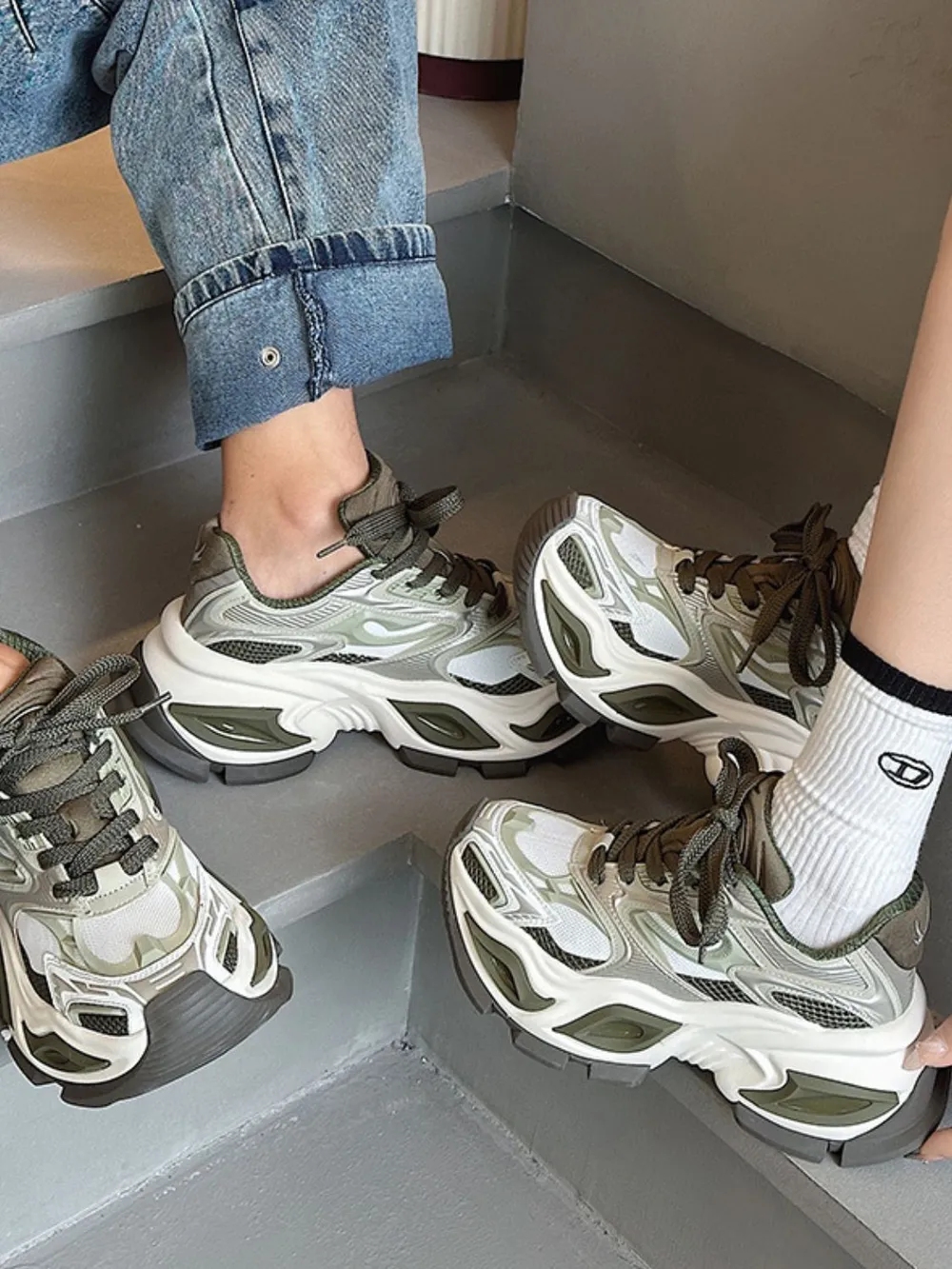 Breathable Chunky Platform Sneakers - Image 5
