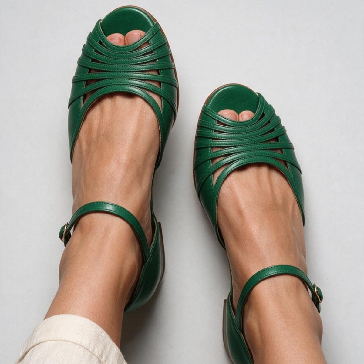 Casual Fishmouth Flat Heeled Ankle Strap Sandals for WomenAdjustable Buckle Design, Comfortable and Versatile Summer Footwear - Image 4