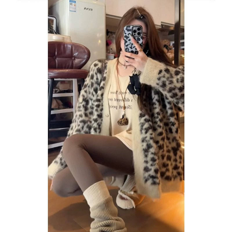Leopard print cardigan loose sweater - Image 3