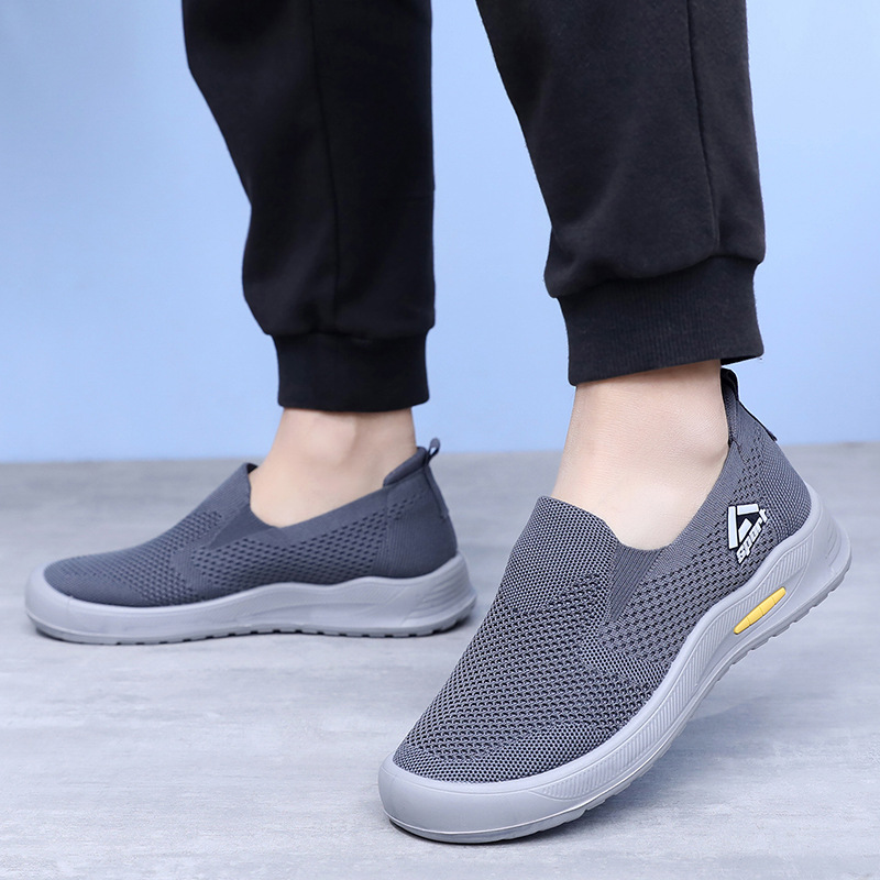 Comfortable and breathable thick soled sports shoes with soft soles for outdoor dad shoes - Image 2