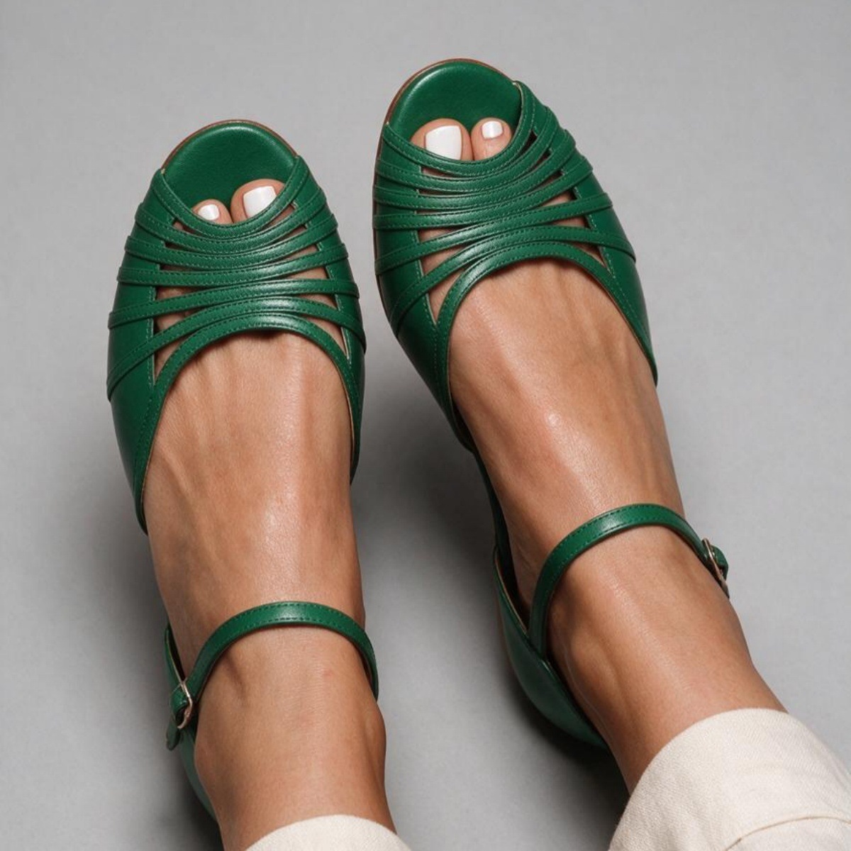 Casual Fishmouth Flat Heeled Ankle Strap Sandals for WomenAdjustable Buckle Design, Comfortable and Versatile Summer Footwear - Image 2